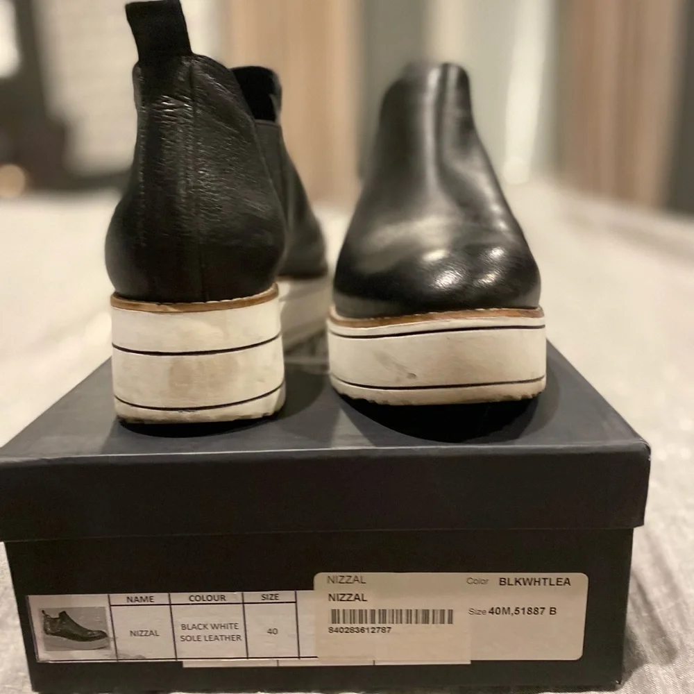 Silent D Nizzal Platform Sneaker